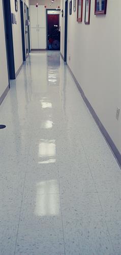 Gallery Image floor_care_services.jpg