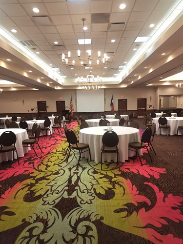 Ballroom-Banquet Style Setup