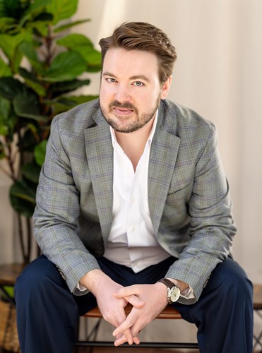 Gallery Image Holmes_Headshot.jpg