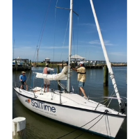 Become a lite member of SailTime's Colgate 26 ''Knot on Line'' 