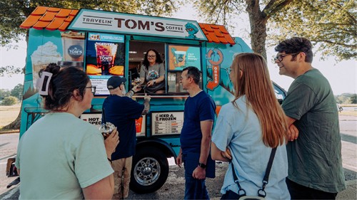 Gallery Image truck_in_action.jpg