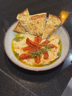 Hummus with Oven Dried Tomatoes