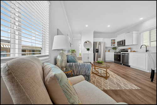 Gallery Image Cozy-living-kitchen-area.jpg