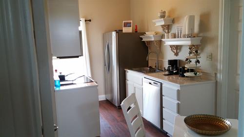 Sample suite kitchen