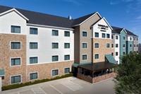 Hotel exterior, plenty of free parking 