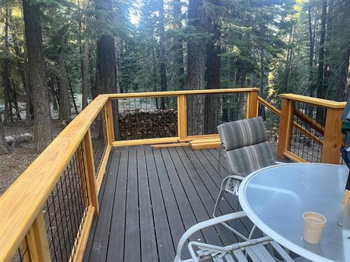 Trex decking Hog Wire Railing