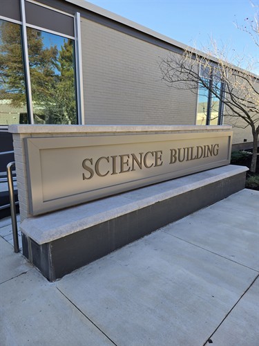 Gallery Image USC_Sumter_Science_Building-Gemini_Letters.jpg
