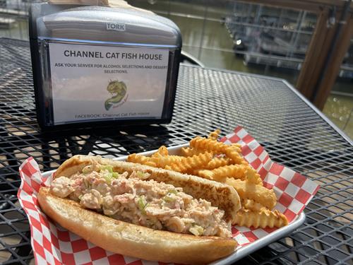 Maine Lobster Roll Special