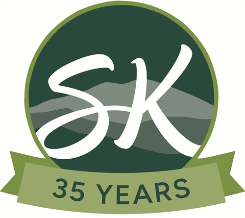 Gallery Image SerenityKnolls-Logo-Initial35thAnniversary-Print-Color-L.jpg