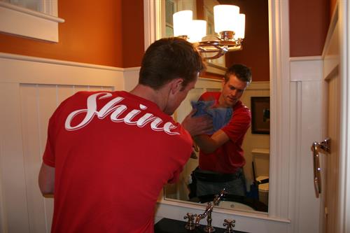 Shine even cleans mirrors!