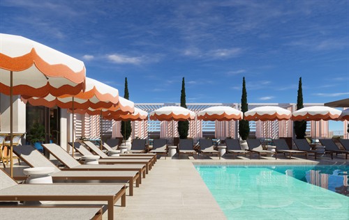 Riviera-Inspired Pool Deck