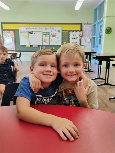 Best friends are made here!