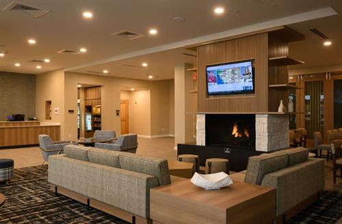 Gallery Image Lobby_7.JPG