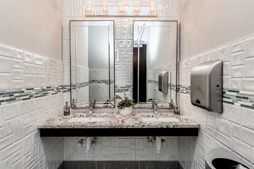 Gallery Image DSC_0040sunnydazerealestate111.jpg Gallery Image DSC_0040sunnydazerealestate111.jpg