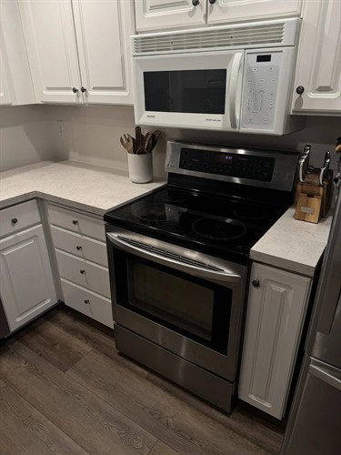 Gallery Image Kitchen_1.jpeg