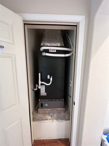 Gallery Image 5c0905f6-fdab-4ba8-af7a-b42d8a0f72c4.jpg