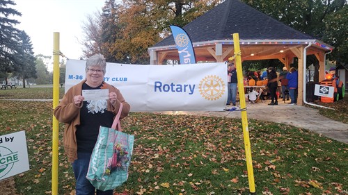 M36 Rotary Fall Mum Fundraiser