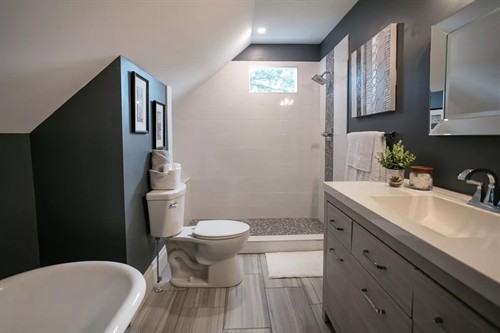 Gallery Image Guest_Bath.jpeg