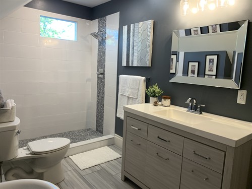 Gallery Image IMG_2831.JPG