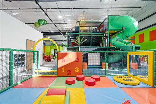 Gallery Image 10-web-or-mls-Print-10.jpg