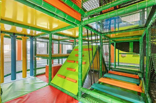 Gallery Image 27-web-or-mls-Print-27.jpg