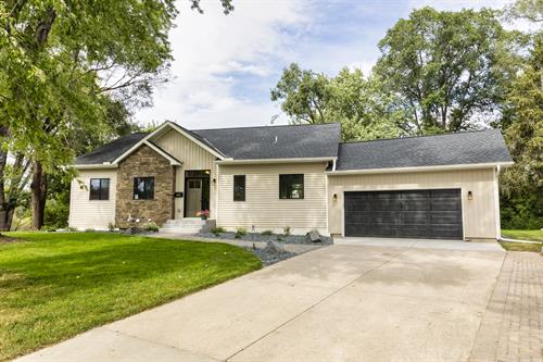 Completed in 2024, new home construction in Bloomington.