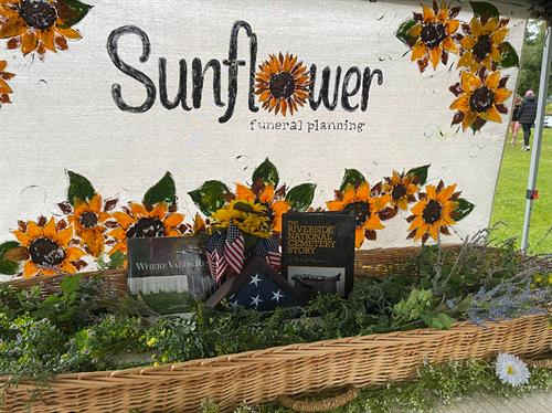 Gallery Image Sunflower_Funeral_Planning_Products-56.jpg