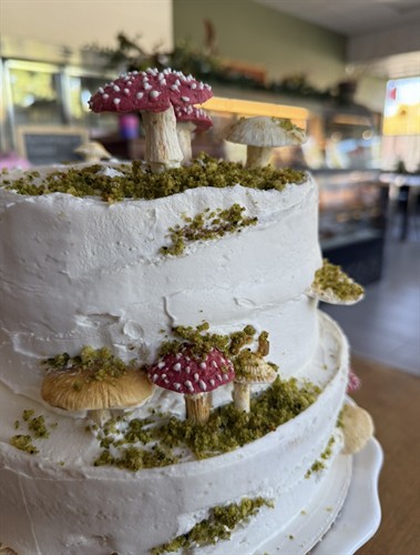 Woodland themed wedding cake