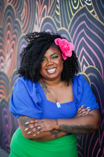 Melodee Robinson, MA, ATR, AMFT (she/her) Registered Art Therapist and Associate Marriage & Family Therapist