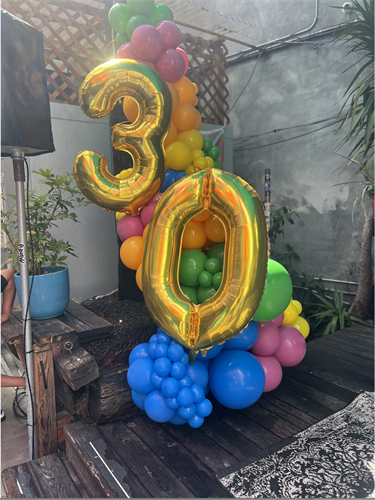 San Francisco Corporate Balloon Garland 