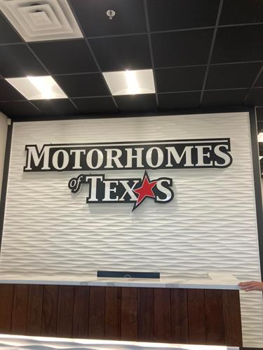 Internally illuminated channel letters