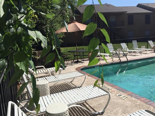 Gallery Image 28378318_1819683341397435_5481973610930646187_n.jpg