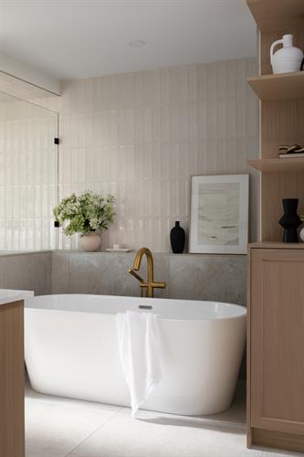 Gallery Image Ensuite_(4).jpg