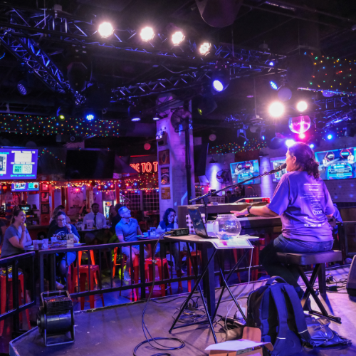Katy on Keys at Tin Roof for Walk to End Alzheimer's Chicago Fundraiser