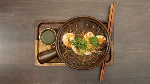 Noodle Clay pot
