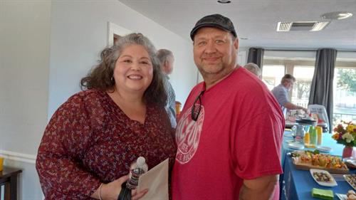 Jeanie & Gordon Borawski-Apr 2023-MESA's New Food Pantry Mgr and her husband