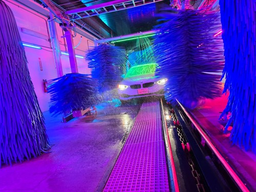 BlueWave Express Car Wash Tunnel