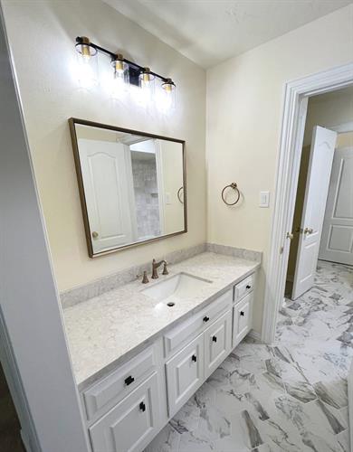 Gallery Image IMG_7189.jpeg