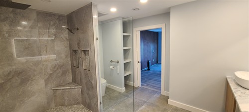 Gallery Image 45f368ba-b749-4097-b5ec-d0f02f0d3899.jpg