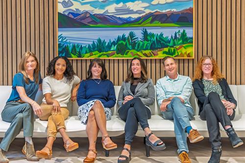 Gallery Image 201-web-or-mls-Vitae_Team_Fall_2025-8.jpg