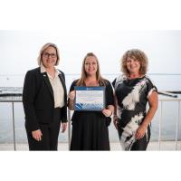 Tosha Swan Pereira Graduates from Institute for Organization Management