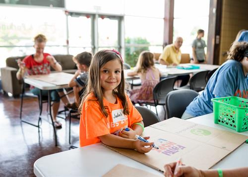 Gallery Image child_decorates_box.jpg