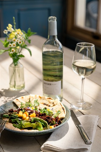 Gallery Image Copy_of_Copy_of_Copy_of_SeraPetrasPhotography-PHSummerMenu2025-27.jpg