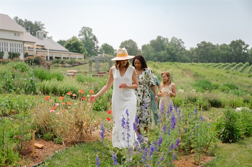 Gallery Image Copy_of_Copy_of_SeraPetrasPhotography_2023EstateTour_WineTasting-120.jpg