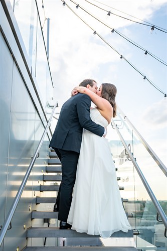 Gallery Image 2025-05-24_Couples-Portraits_Emma-and-Cole_Wedding_Quirk-Hotel-034_websize.jpg