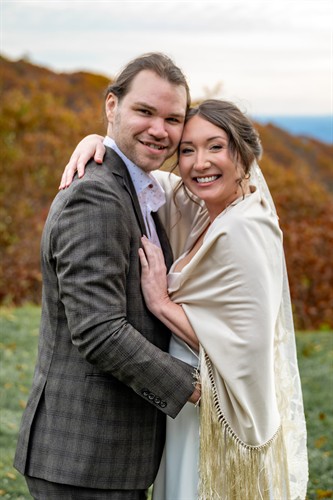 Gallery Image 2025-10-25_First-Look_Taylor-Ben-Wedding-080_websize.jpg