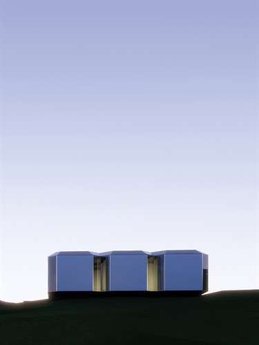 COURTYARD HOUSE