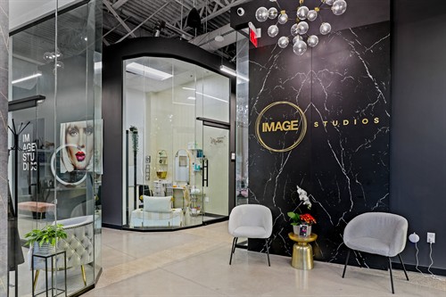Gallery Image IMAGE_Studios_Lobby_2.jpeg