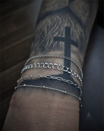 Gallery Image Permanent-Jewelry-Sterling-Silver-Stack_(45).png