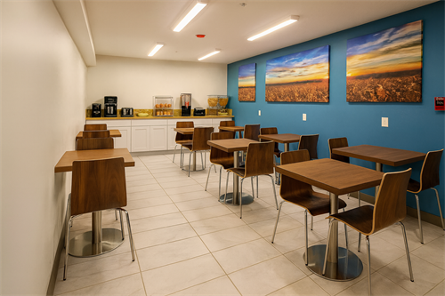 Breakfast Area 2